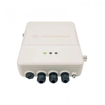 Ретранслятор Motorola SLR1000